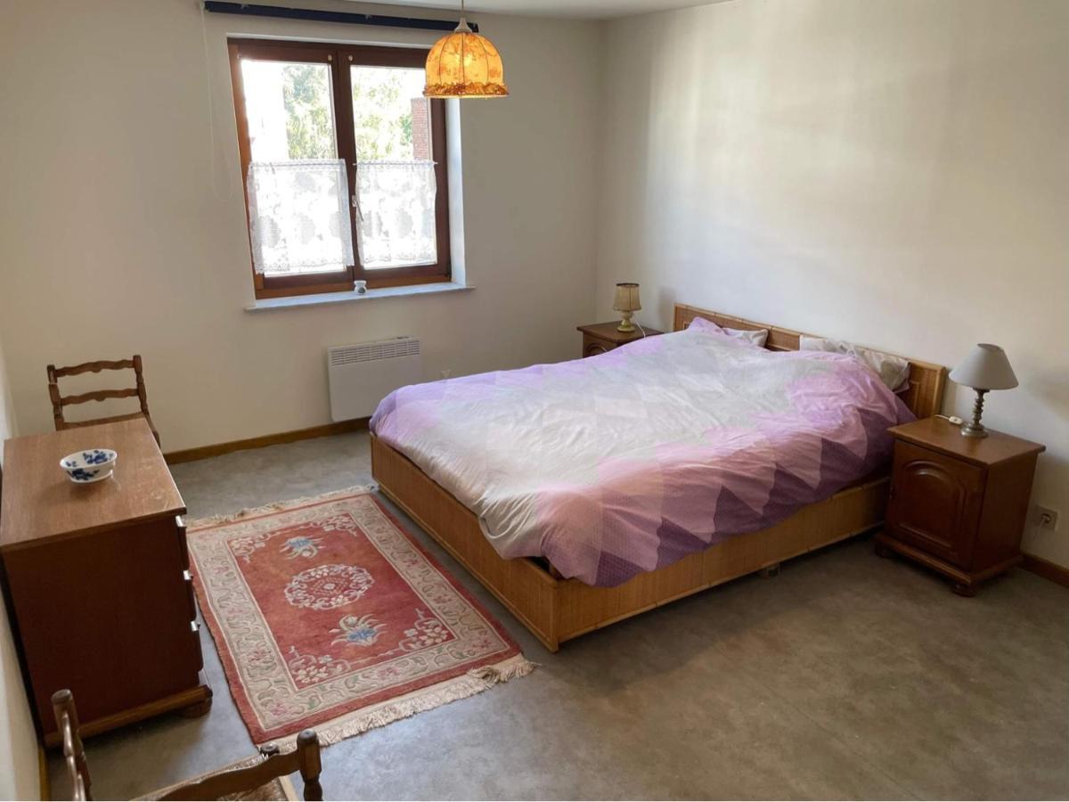 Spacieux Appartement Mons Bagian luar foto